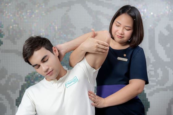 The Signature Escape at Breeze Spa - 아마리 방콕