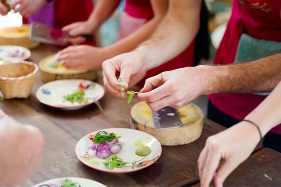 Discover the Chef in You – Join Our Thai Cooking Class! - 아마리 코 사무이