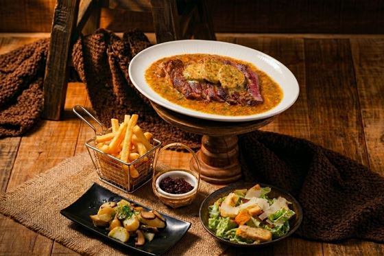 60th anniversary - The Legacy Grill - 아마리 비엔티안