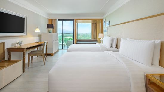 Deluxe Hill View