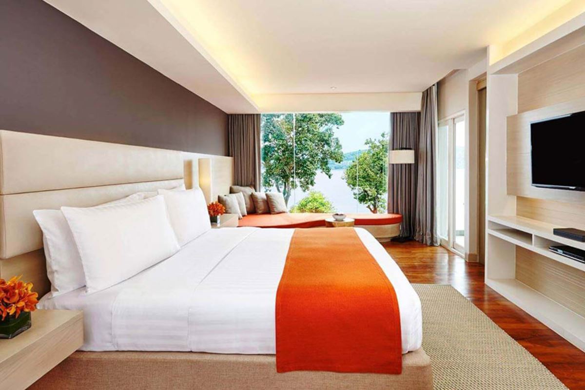 Corner Suite Ocean Front Balcony - 아마리 푸켓